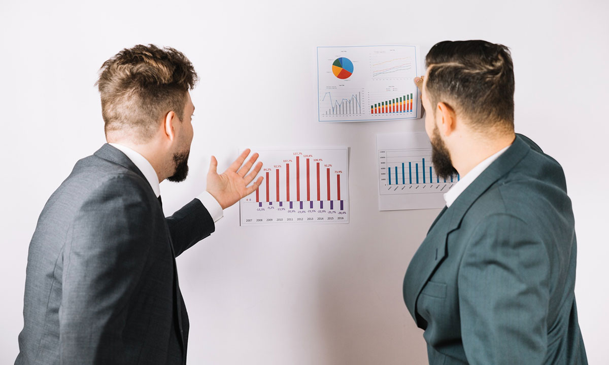 Buyer’s Market vs. Sellers Market: What it means for you.